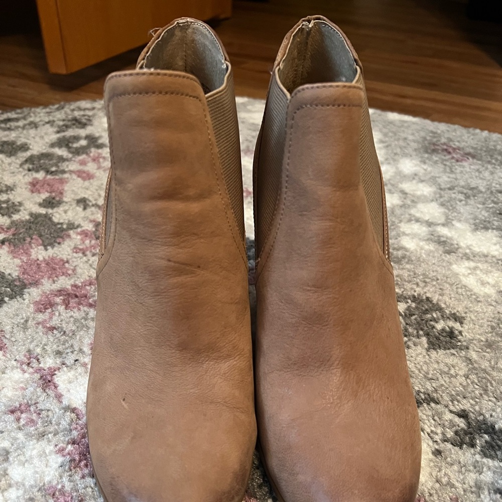 Audrey Brooke “Cindy” wedge bootie - Picture 6 of 6